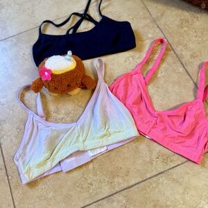 Aerie lot of 2 Smootheez bras with Free racerback bra